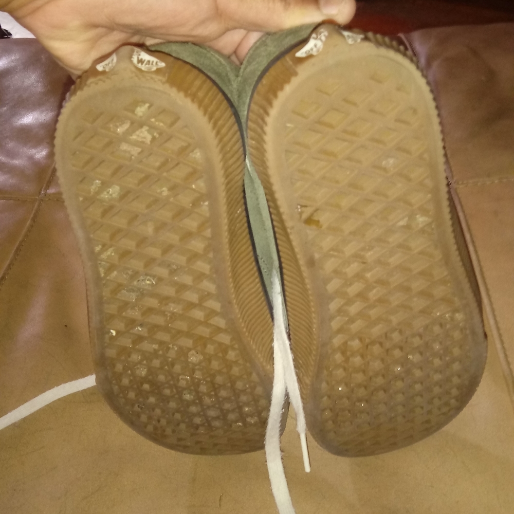 Vans - Picture 5 of 6